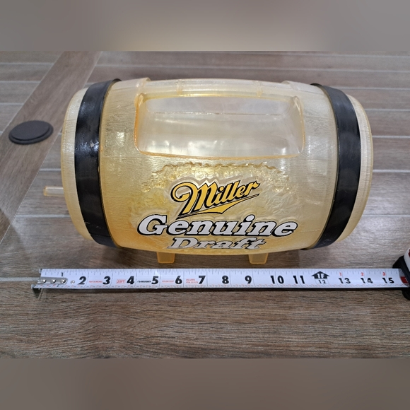 Miller Genuine Draft MGD 64oz Mini Beer Keg Barrel Man Cave Tavern Bar w/Tap - Picture 9 of 10